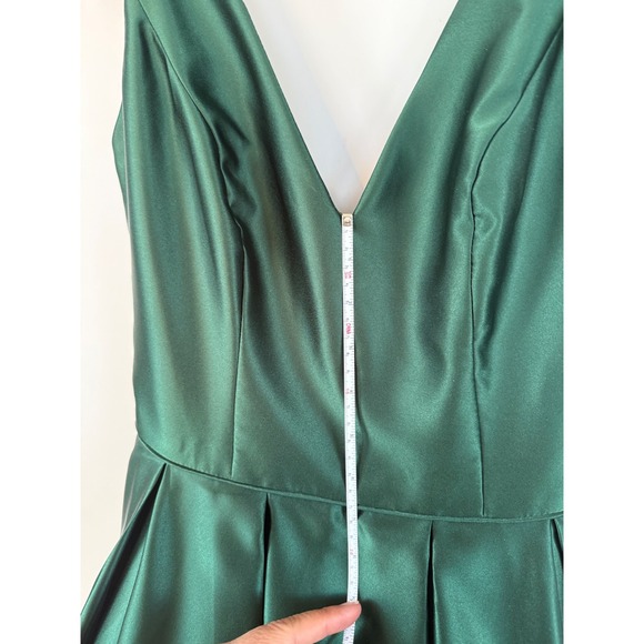 Betsy & Adam Emerald Green Satin High Low Formal Gown Prom Dress Pockets Size 4 - Picture 11 of 15